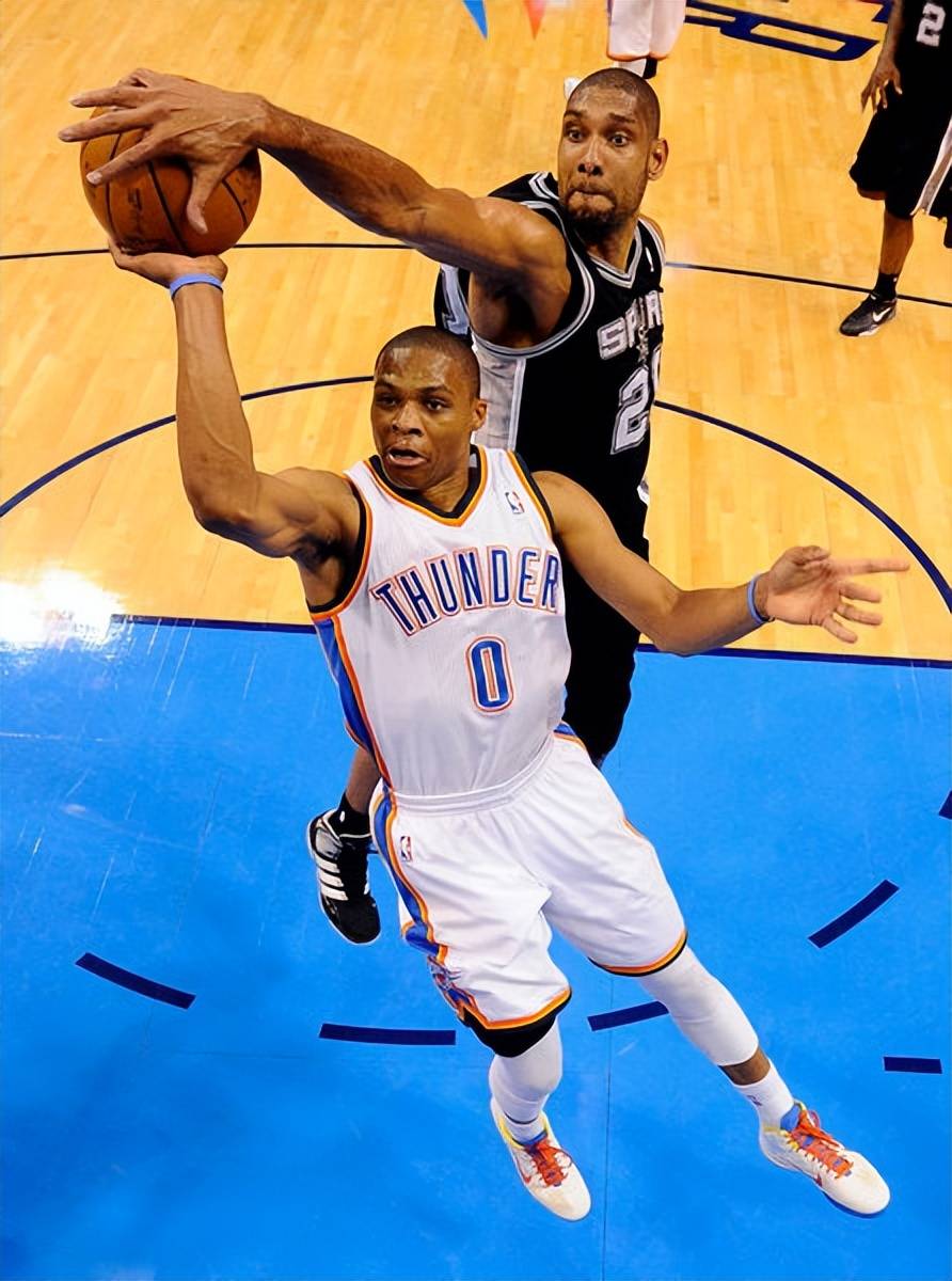 内马尔度过 内马尔度过