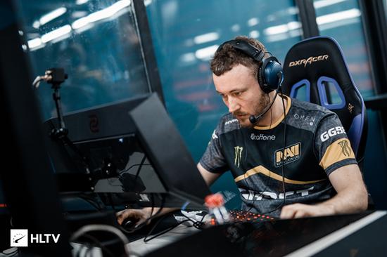 后点包抄 后点包抄